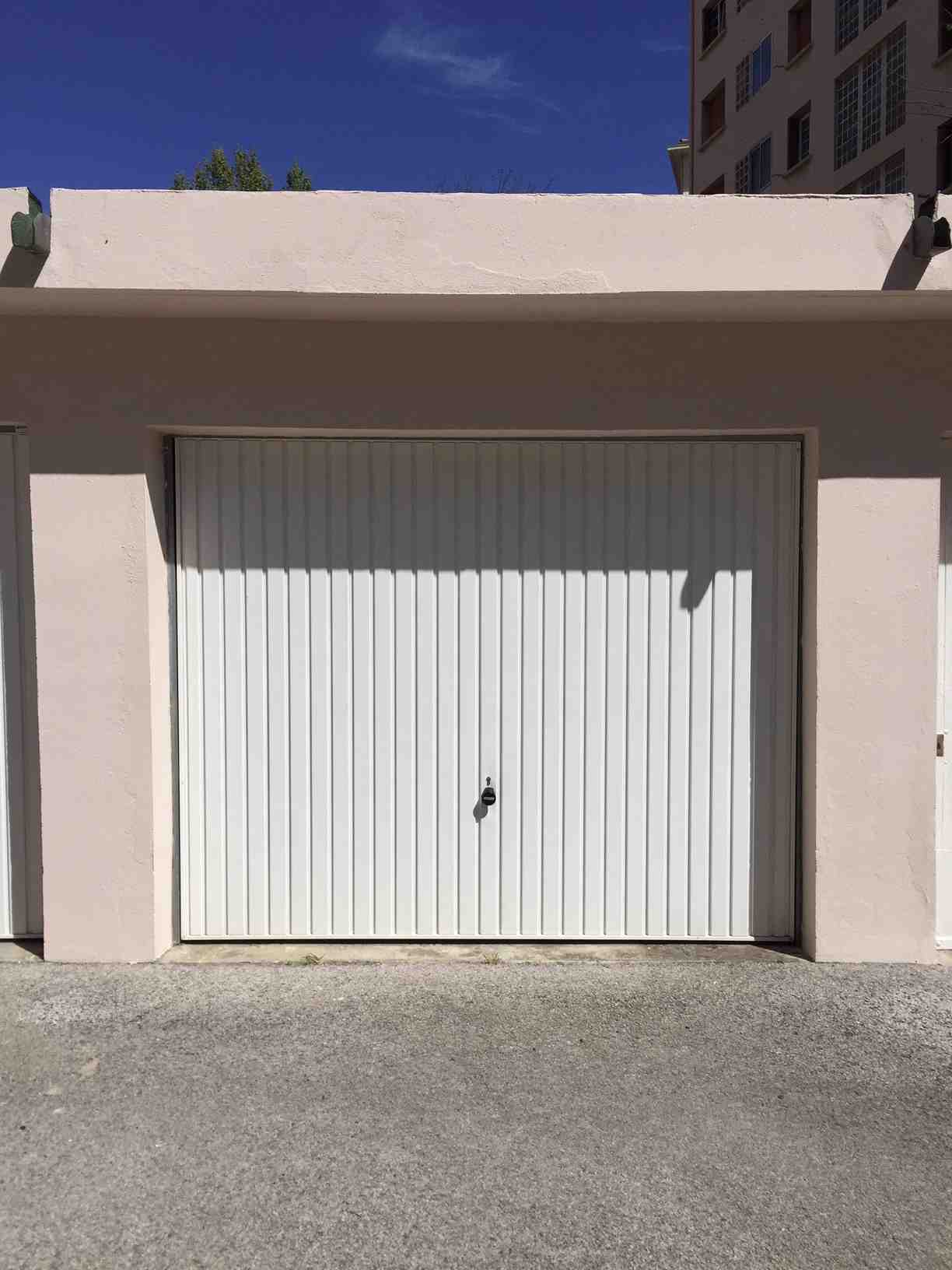 Location Garage TOULON