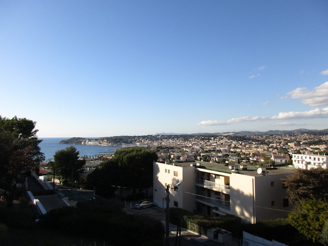 Location Appartement SIX-FOURS-LES-PLAGES